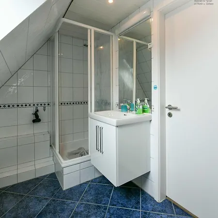 Haus Strandvogt 5 شقة لانغيوغ
